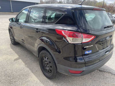 2013 Ford Escape, $4999. Photo 6