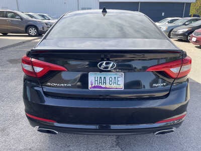 2015 Hyundai Sonata, $3999. Photo 7