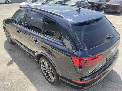 2017 Audi Q7, $9999. Photo 10