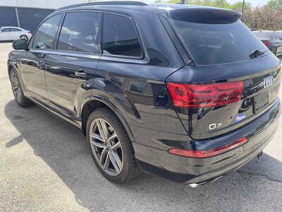 2017 Audi Q7, $9999. Photo 6