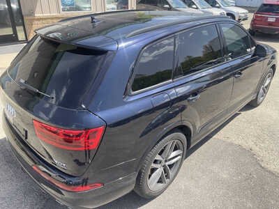2017 Audi Q7, $9999. Photo 9