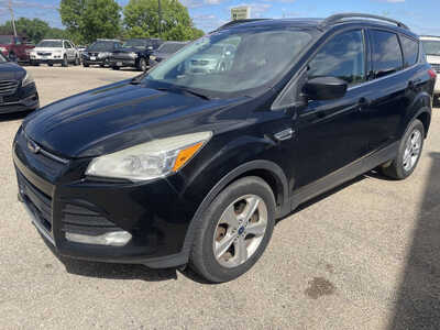 2015 Ford Escape, $4999. Photo 4