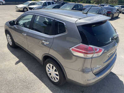 2015 Nissan Rogue, $4999. Photo 10