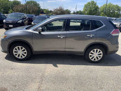 2015 Nissan Rogue, $4999. Photo 5