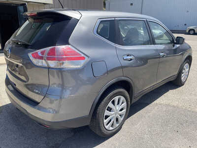 2015 Nissan Rogue, $4999. Photo 8