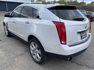 2015 Cadillac SRX, $3999. Photo 6