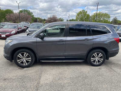 2016 Honda Pilot, $13999. Photo 5