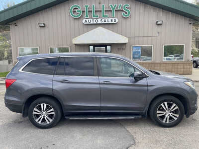 2016 Honda Pilot, $13999. Photo 1
