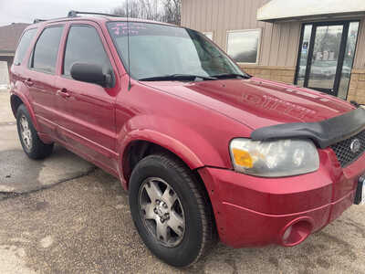 2005 Ford Escape, $1999. Photo 2