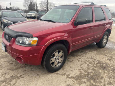 2005 Ford Escape, $1999. Photo 4