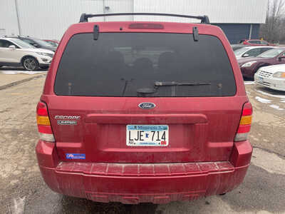 2005 Ford Escape, $1999. Photo 6