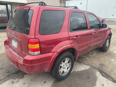 2005 Ford Escape, $1999. Photo 7
