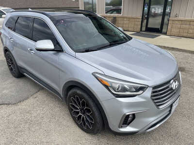 2018 Hyundai Santa Fe, $6999. Photo 12