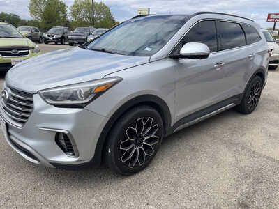 2018 Hyundai Santa Fe, $6999. Photo 4