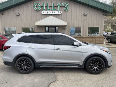 2018 Hyundai Santa Fe, $6999. Photo 1