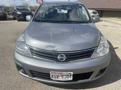 2011 Nissan Versa, $1999. Photo 3