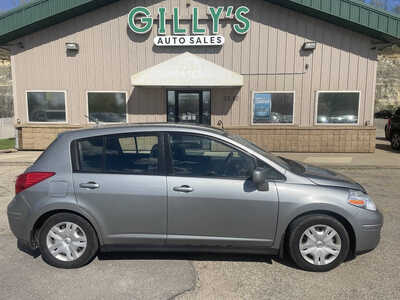 2011 Nissan Versa, $1999. Photo 1