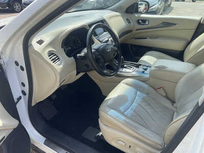 2015 Infiniti QX60, $4999. Photo 10