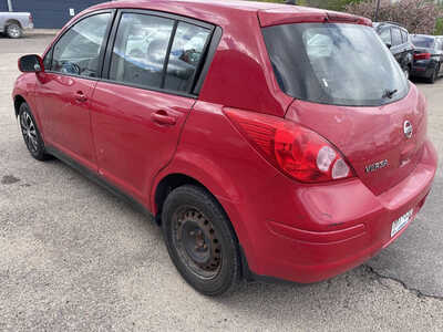 2009 Nissan Versa, $899. Photo 6