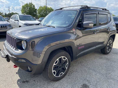 2016 Jeep Renegade, $5999. Photo 4