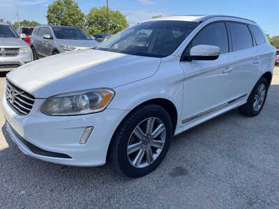 2017 Volvo XC60, $6999. Photo 4