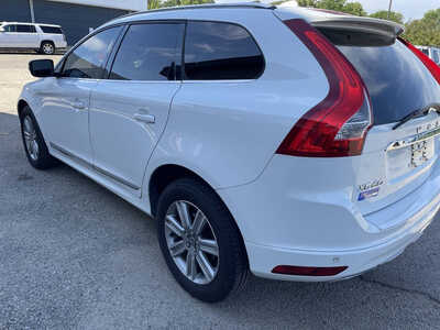 2017 Volvo XC60, $6999. Photo 6