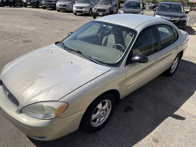 2006 Ford Taurus, $1999. Photo 11
