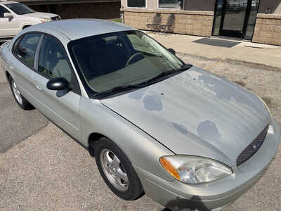 2006 Ford Taurus, $1999. Photo 12