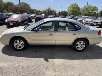 2006 Ford Taurus, $1999. Photo 5