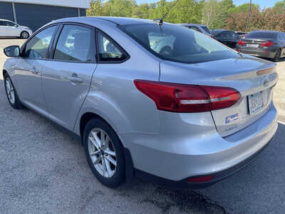 2016 Ford Focus, $3999. Photo 6