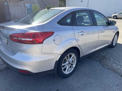 2016 Ford Focus, $3999. Photo 8