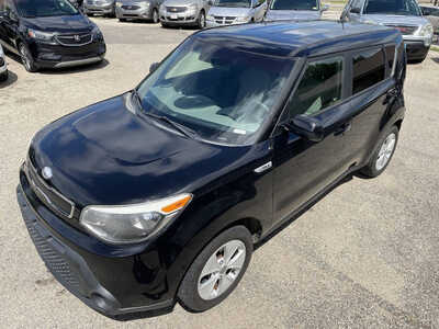 2016 Kia Soul, $5999. Photo 11