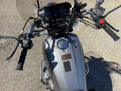 1982 Honda GL500 Silver, $2999. Photo 9