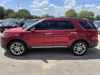 2016 Ford Explorer, $4999. Photo 5