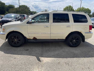 2008 Chrysler Aspen, $999. Photo 6