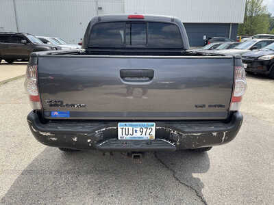 2010 Toyota Tacoma, $9999. Photo 8
