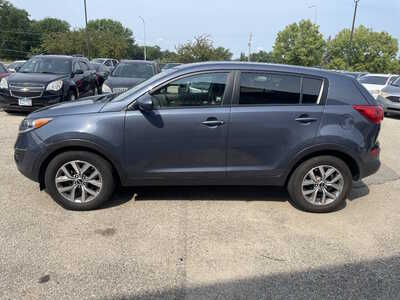 2016 Kia Sportage, $2999. Photo 5