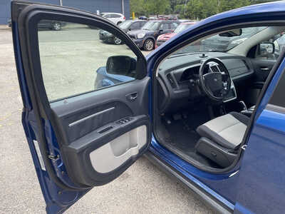 2009 Dodge Journey, $2999. Photo 12