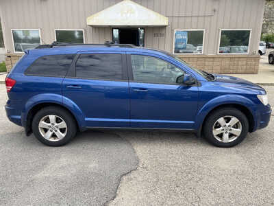 2009 Dodge Journey, $2999. Photo 2