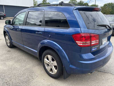 2009 Dodge Journey, $2999. Photo 7