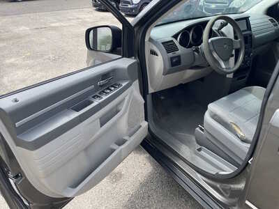 2010 Dodge Caravan, Grand, $1999. Photo 11