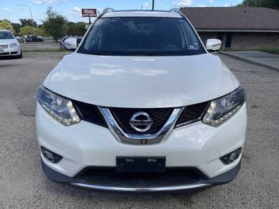 2015 Nissan Rogue, $4999. Photo 4