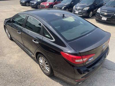 2015 Hyundai Sonata, $2999. Photo 11