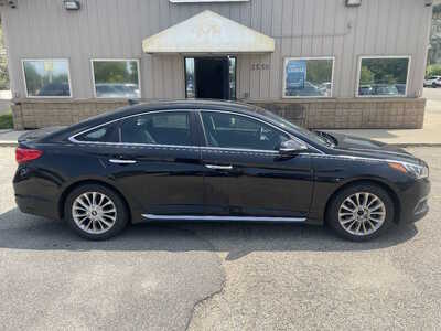 2015 Hyundai Sonata, $2999. Photo 2