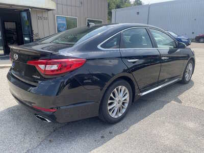 2015 Hyundai Sonata, $2999. Photo 9