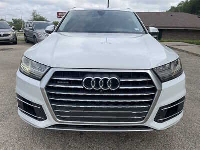2019 Audi Q7, $8999. Photo 4
