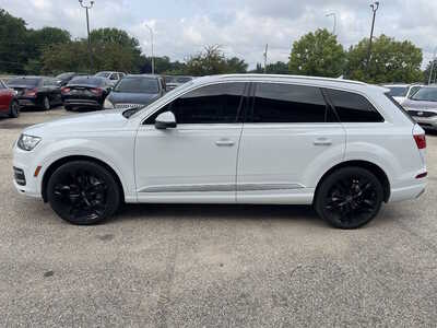 2019 Audi Q7, $8999. Photo 6