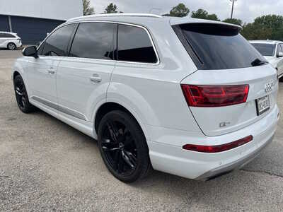 2019 Audi Q7, $8999. Photo 7