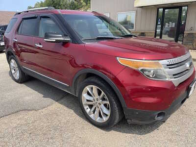 2014 Ford Explorer, $2999. Photo 3