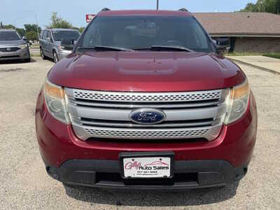 2014 Ford Explorer, $2999. Photo 4